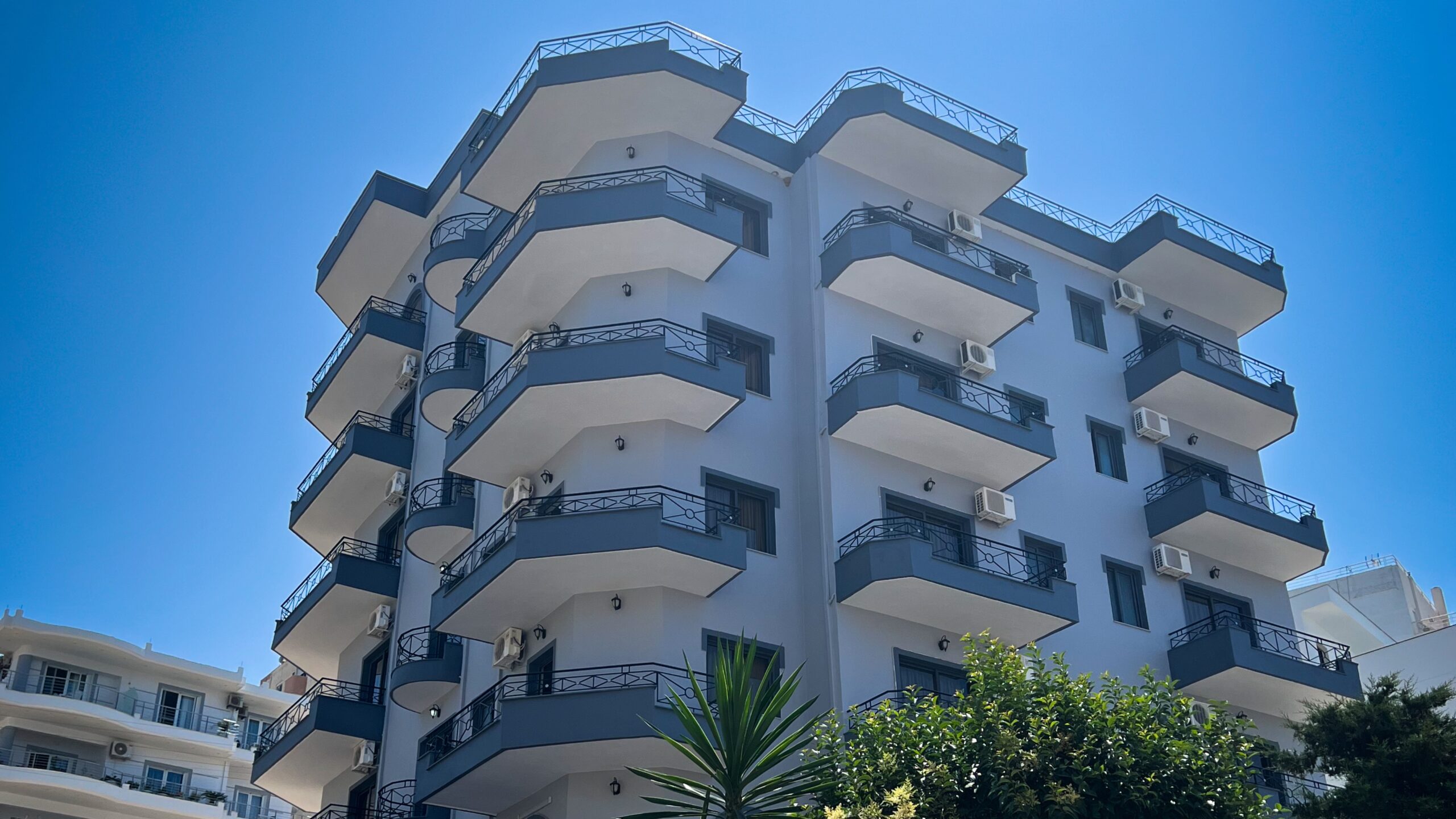 https://bluewaveshotel.com/wp-content/uploads/2025/06/Blog-Banner-for-Website-Content-scaled.jpg
